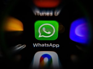 Rusia încearcă să bloceseze complet WhatsApp, susține compania, pentru peste 100 de milioane de utilizatori