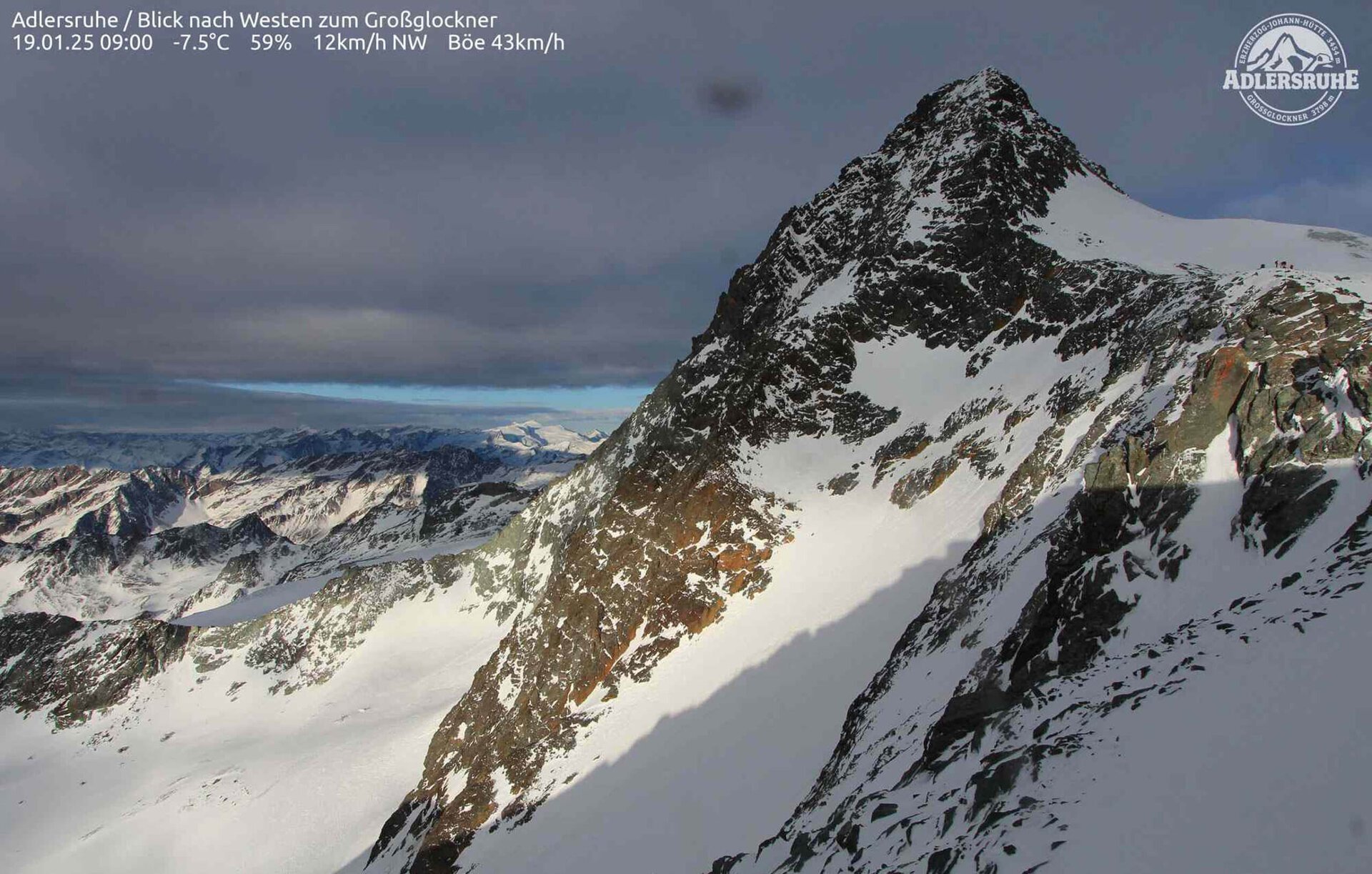 Un german de 36 de ani, suspectat în cazul decesului femeii de 33 de ani pe vârful Grossglockner, cel mai înalt munte al Austriei, urmează să fie prezentat în fața instanței joi, fiind acuzat de omor din culpă gravă