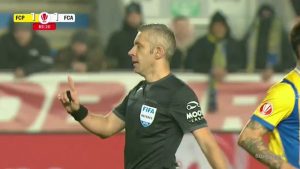 CCA admite eroarea gravă din meciul Petrolul – FC Argeș. Ce va face Radu Petrescu?