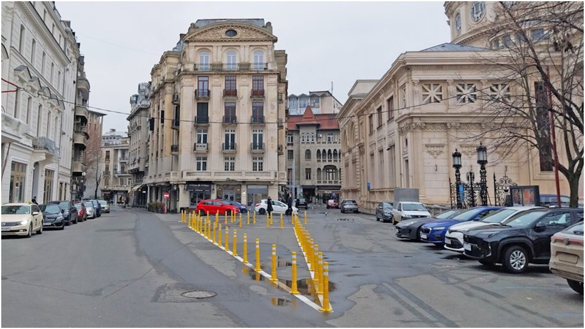 La câțiva pași de Ateneul Român, pe Strada Episcopiei, o problemă veche a capitalei a fost, în sfârșit, adresată
