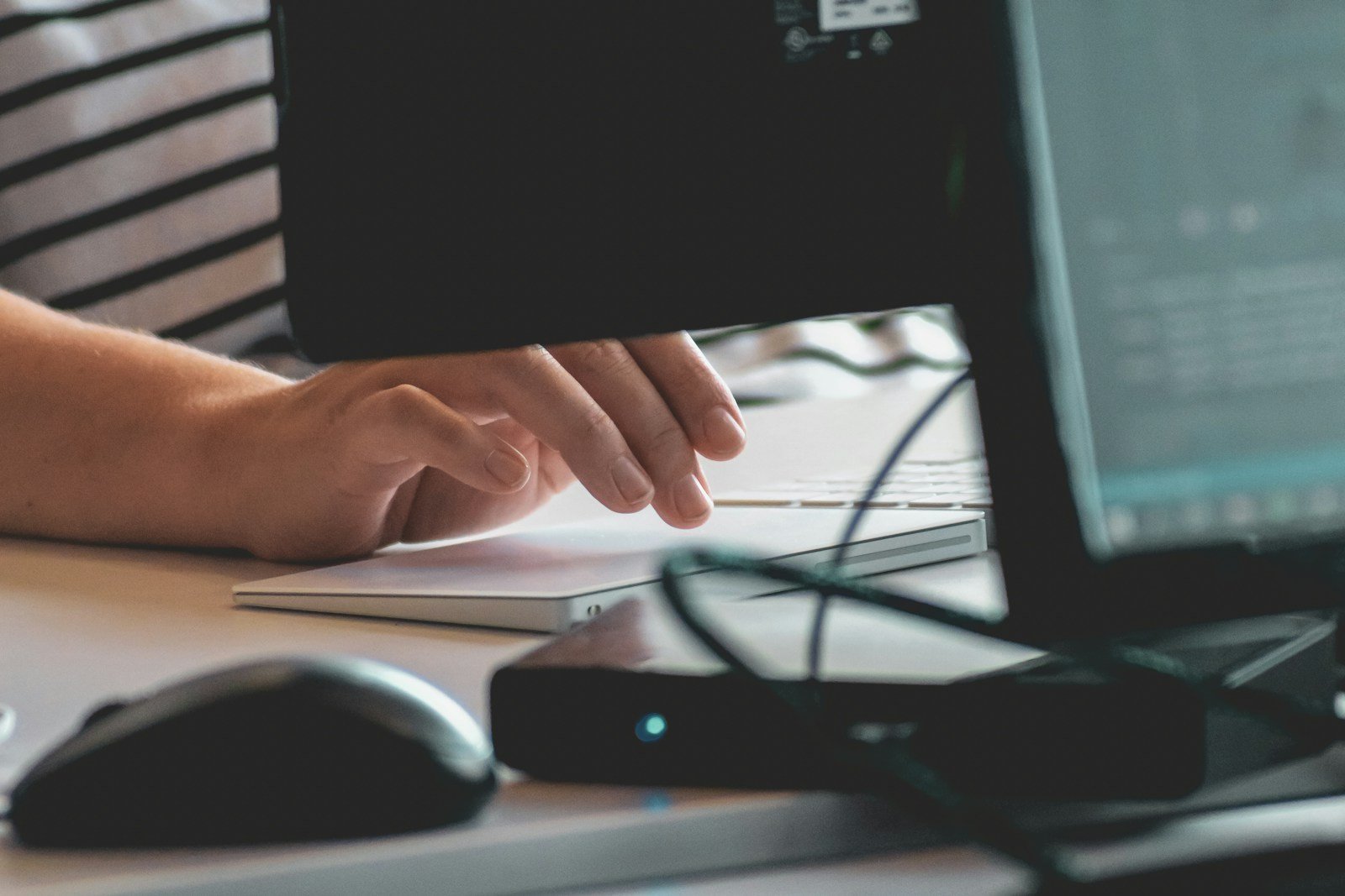 Autoritatea pentru Digitalizarea României lansează o licitație de 24,1 milioane de euro pentru Platforma Națională de Interoperabilitate Masa critică a digitalizării administrative în România urmează să fie consolidată printr-un proiect de anvergură, după anunțarea deschiderii unei licitații de peste 123 milioane de lei (aproximativ 24,1 milioane de euro)