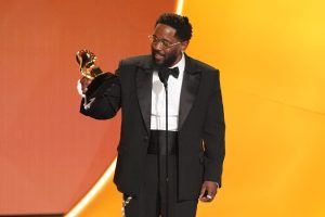 2026 Grammy Awards: Cine sunt câștigătorii prestigioaselor trofee?