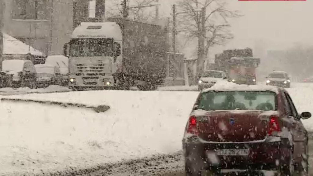 Cod de vreme extremă în sudul, centrul și estul României Județele din sudul, centrul și estul României sunt sub Cod galben și portocaliu de vreme rea, cu ninsori abundente și viscol