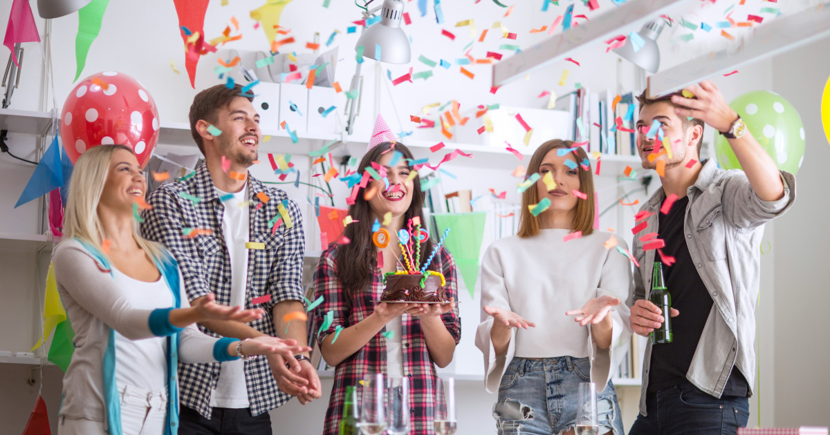 Sfântul Valentin 2026: Se urează „La mulți ani” pe 14 februarie? Data oficială de prăznuire stabilită în calendarul ortodox