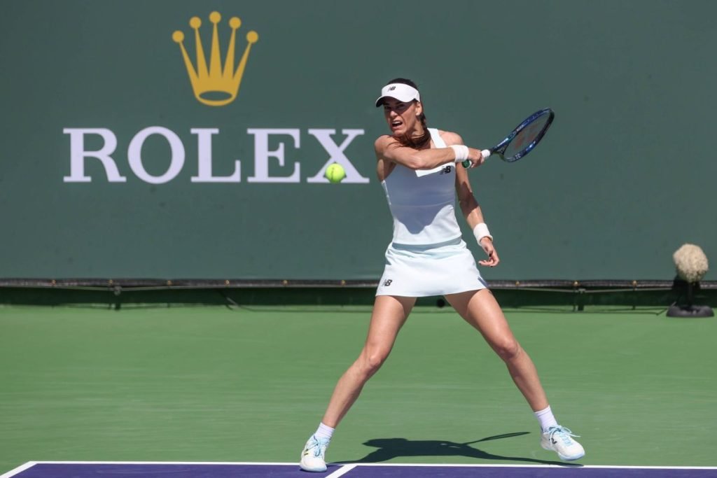 Sorana Cîrstea, eliminată la Indian Wells: Ultimul capitol la un turneu drag Indian Wells, SUA – Sorana Cîrstea, una dintre cele mai cunoscute tenismene românce, a încheiat parcursul la Indian Wells în turul al treilea