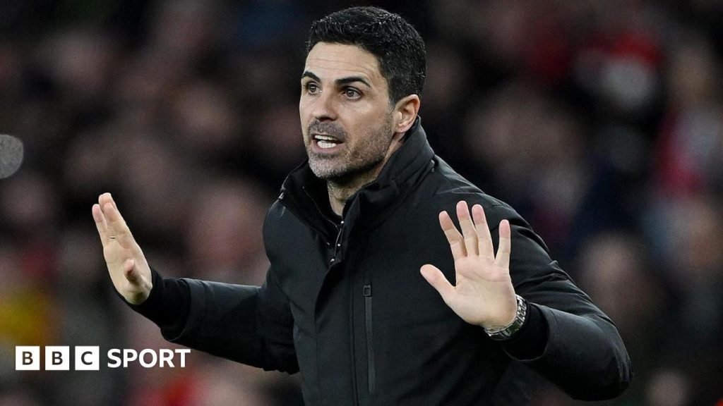 Arteta răspunde criticilor tactice: “Sunt supărat că nu am marcat mai mult din lovituri de colț” Mikel Arteta, antrenorul lui Arsenal, a reacționat la criticile primite din partea altor manageri referitoare la tacticile echipei sale, în special la folosirea loviturilor de colț
