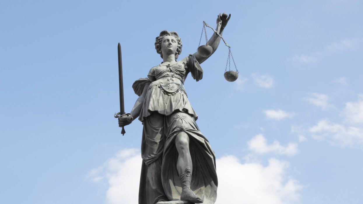 Știi ce-au îndurat femeile? Testul istoric îți arată ce știi despre ele!