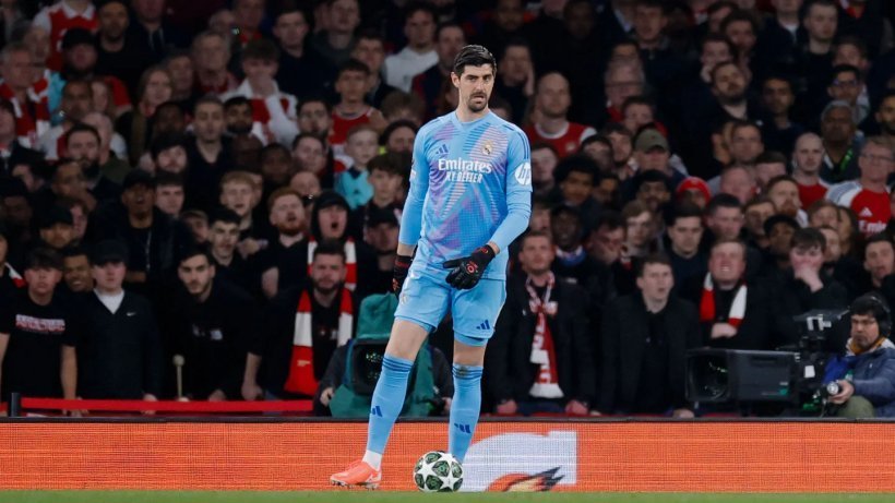Courtois, accidentat în meciul cu Manchester City: Probleme pentru Real Madrid Portarul lui Real Madrid, Thibaut Courtois, a suferit o accidentare în timpul meciului retur din optimile de finală ale Ligii Campionilor, disputat împotriva lui Manchester City pe Etihad Stadium