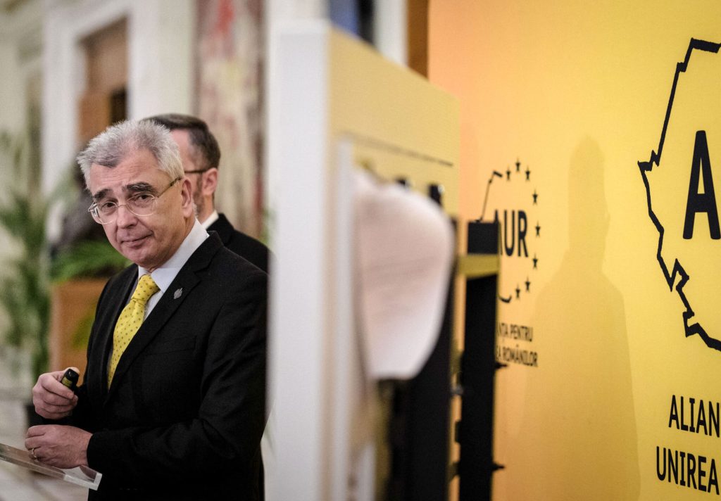 AUR refuză să voteze ajutorul pentru pensionarii cu venituri mici propus de PSD Petrișor Peiu, președintele Consiliului Național de Conducere și liderul senatorilor AUR, a anunțat miercuri că parlamentarii partidului nu vor participa la votul privind amendamentul PSD referitor la acordarea unui ajutor unic pentru pensionarii cu pensii mici