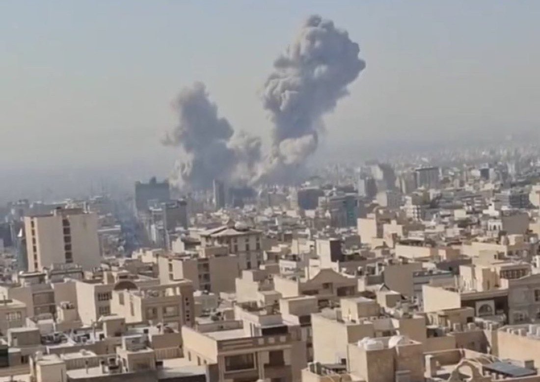 Asaltul asupra Iranului: Impactul devastator asupra civililor Atacurile recente asupra Iranului, inițiate de SUA și Israel, au depășit țintele militare inițiale, lăsând în urmă o serie de distrugeri semnificative în zonele civile