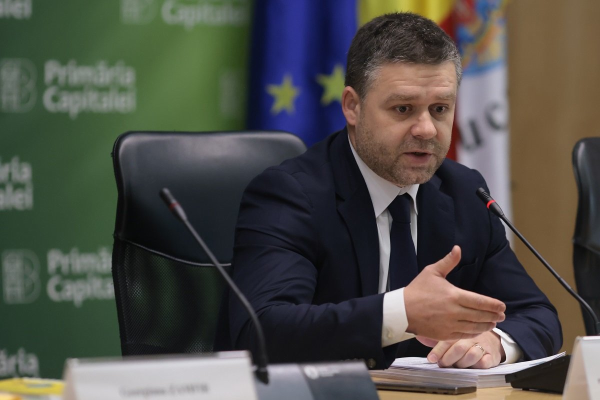 Primarul Capitalei, avertisment dur: Bucureștiul riscă insolvența în aprilie dacă nu se aprobă bugetul Primarul general al Capitalei, Ciprian Ciucu, a tras un semnal de alarmă cu privire la situația financiară a Bucureștiului