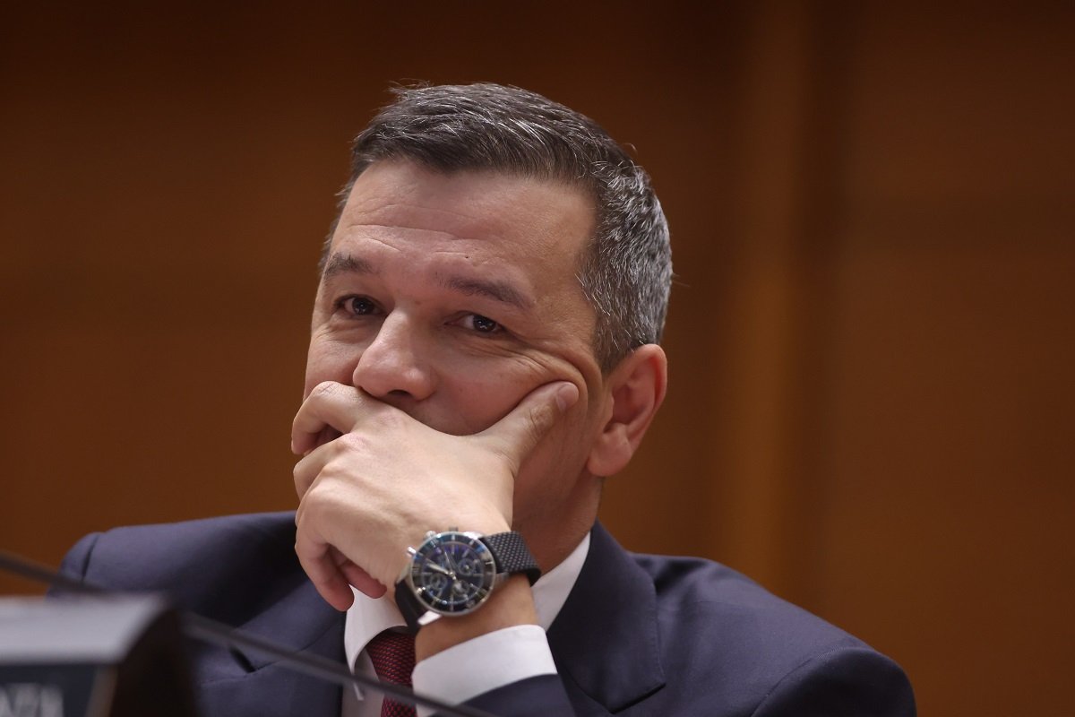 Grindeanu, despre discuțiile cu fostul șef de cabinet reținut pentru corupție: „În urmă cu câteva luni, cu câteva săptămâni” Liderul Partidului Social Democrat (PSD), Sorin Grindeanu, a declarat miercuri că a discutat cu fostul său șef de cabinet, Cristian Anton, reținut recent într-un dosar de corupție, „în urmă cu câteva luni, cu câteva săptămâni”