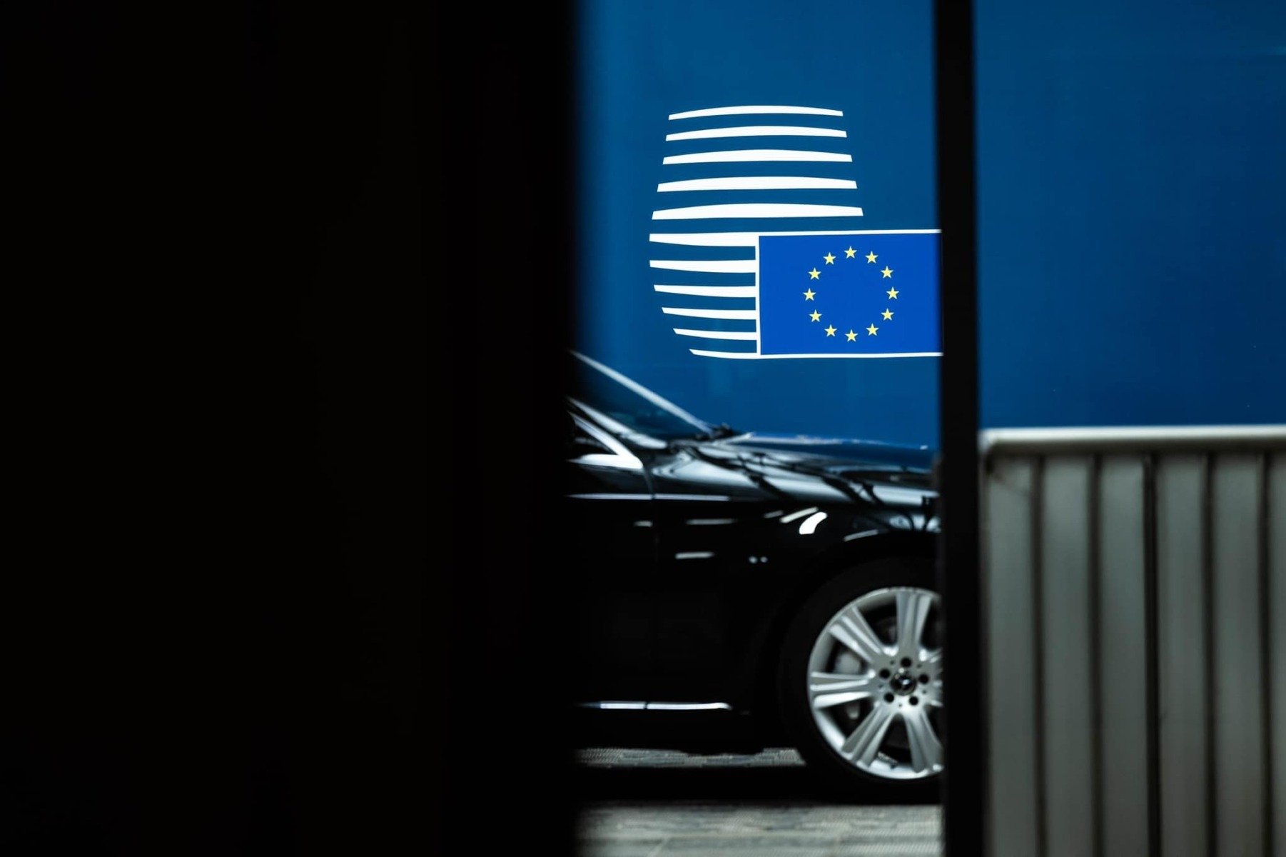 Amenințare majoră la adresa economiei europene: Urmează patru săptămâni cruciale Următoarele patru săptămâni vor determina, potrivit unor afirmații atribuite lui Donald Trump, dacă economia europeană se va confrunta cu o nouă criză