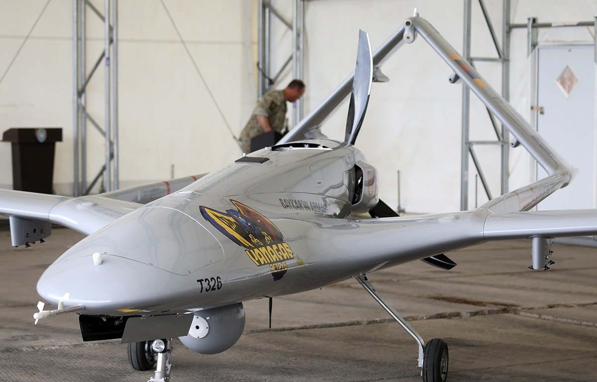Pregătiri secrete pentru reînarmarea NATO, cu luni înainte de tensiunile cu Iranul Cu mult timp înainte de eventualele bombardamente americano-israeliene din Iran, scenele politice și economice din Europa erau dominate de un subiect major: reînarmarea accelerată a țărilor NATO
