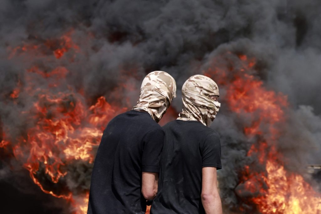 Hezbollah se confruntă cu o criză economică majoră, potrivit serviciilor de informații israeliene Hezbollah, puternica mișcare șiit-libaneză, se confruntă cu „cel mai grav colaps economic” din ultimele decenii, ca urmare a atacurilor israeliene asupra Iranului, principalul său susținător, potrivit unui ofițer superior al serviciilor de informații militare israeliene