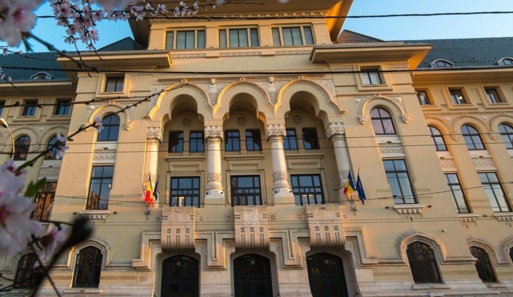 Ciucu propune o nouă Administrație a Domeniului Public cu 40 de directori Primarul general al Capitalei, Ciprian Ciucu, intenționează să înființeze o nouă Administrație a Domeniului Public