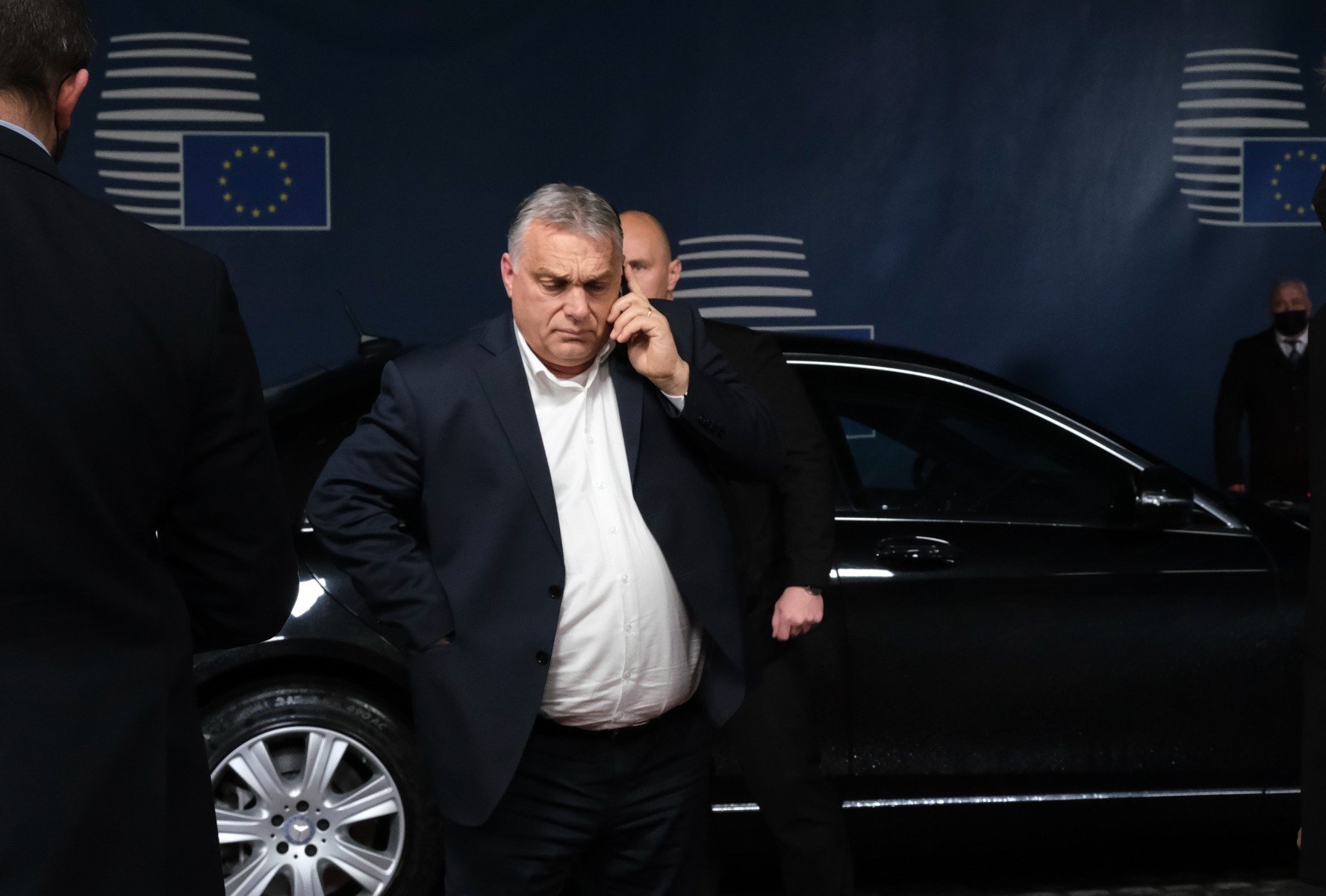 Orban are o mașină nouă: De ce premierul Ungariei folosește un autovehicul blindat?