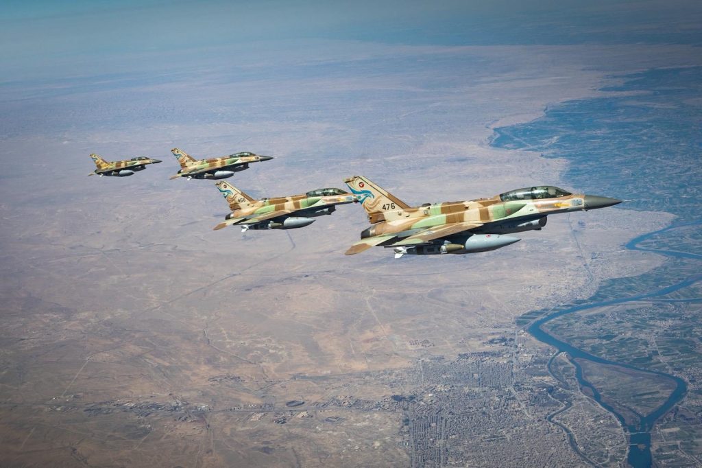 Atacuri în Iran, tensiuni pe piețele financiare Armata israeliană a raportat luni dimineață că a „lansat o serie de atacuri la scară largă” în Iran, declanșând o serie de reacții în lanț pe scena internațională