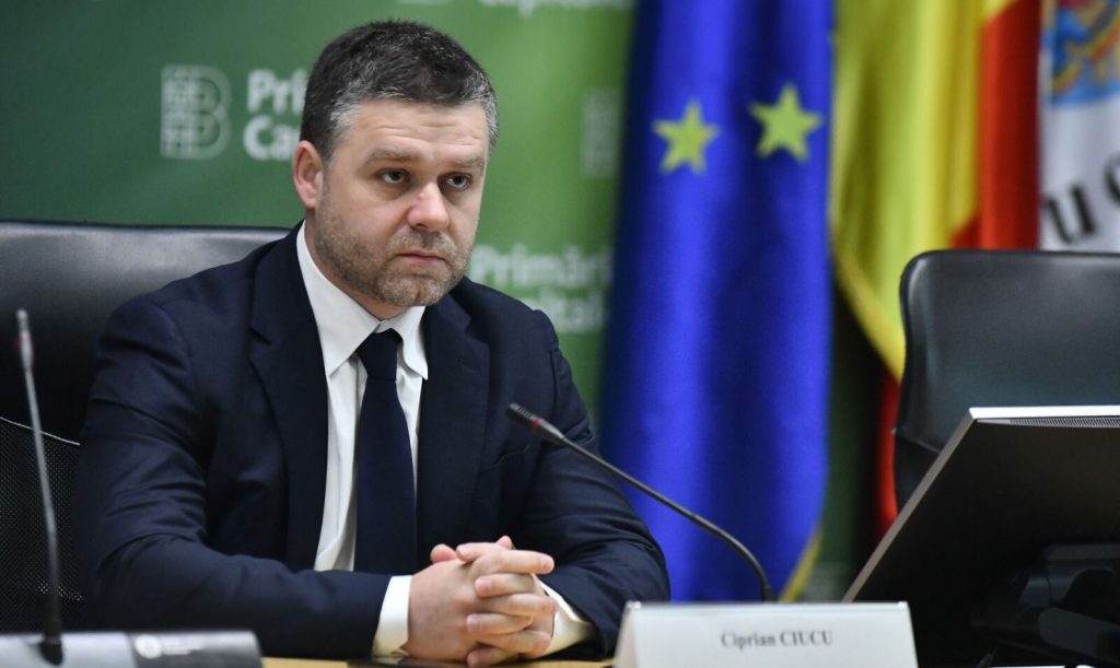 Ciucu solicită primăriilor de sector propuneri financiare pentru 2026 Primarul general al Capitalei, Ciprian Ciucu, a fost împuternicit de Consiliul General al Municipiului București (CGMB) să colecteze de la primăriile de sector „nevoile financiare” pentru anul 2026