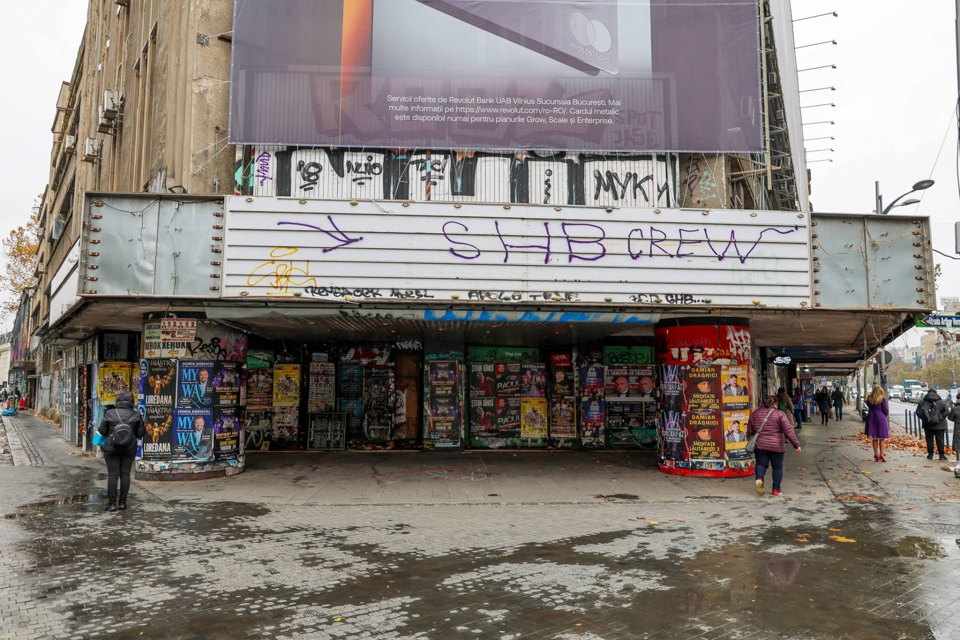 Blocul Patria din București, simbol al modernismului, urmează să fie consolidat după ani de degradare Bucureștiul se pregătește să restaureze Blocul Patria, o emblemă a arhitecturii moderniste, situată pe bulevardul Magheru