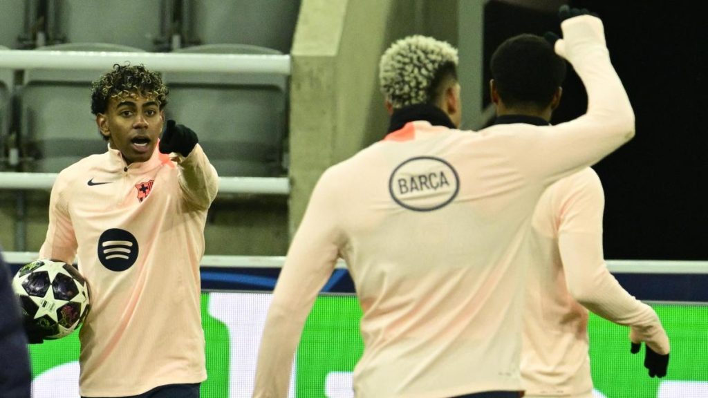 Barcelona, pe urmele victoriei din deplasare: Echipa lui Flick, gata de Newcastle în Champions League Newcastle, Anglia – FC Barcelona se pregătește pentru un nou duel în UEFA Champions League, deplasarea la Newcastle fiind un test important pentru echipa antrenată de Hansi Flick