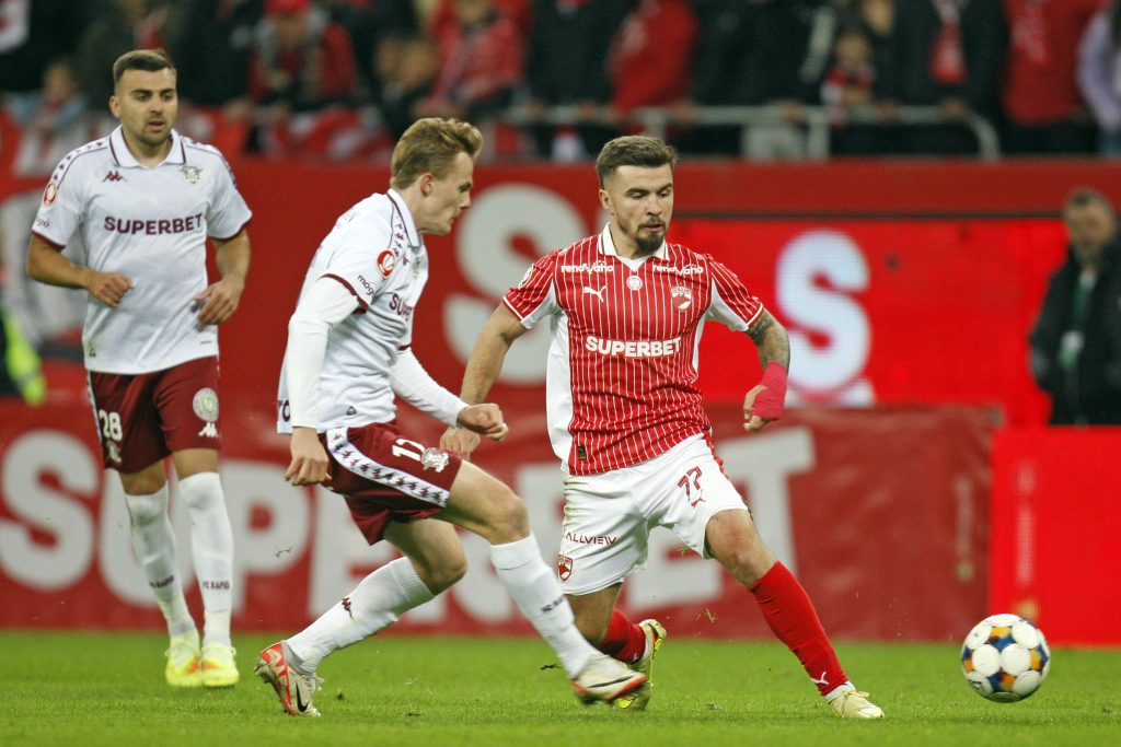 Derby pe Giulești: Rapid și Dinamo se întâlnesc sâmbătă seara Duelul de tradiție dintre Rapid București și Dinamo București revine pe scena fotbalului românesc