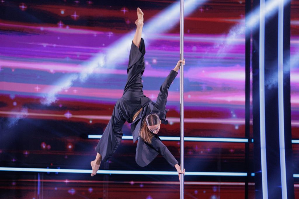 Agnese Bresaola, show total la românii au talent: Andra și Carmen Tănase, în picioare!