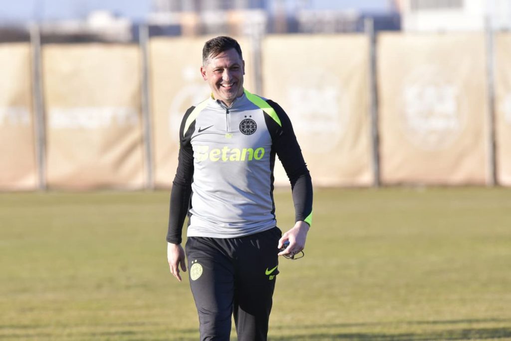 Rădoi debutează pe banca FCSB, Cristea prevede o ședere de durată București, 15 martie 2026 – Mirel Rădoi, noul antrenor al FCSB, va debuta pe banca echipei în meciul cu Metaloglobus București