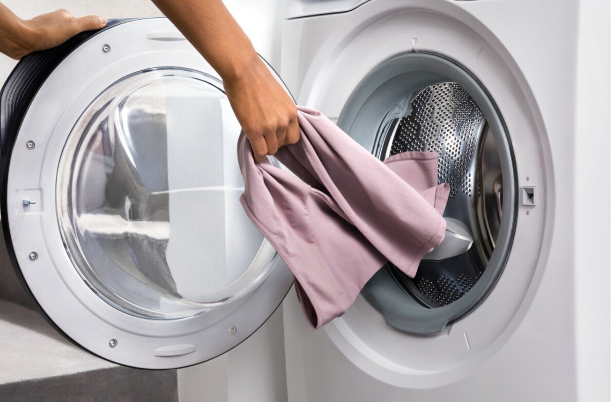 Mașina de spălat nu mai stoarce: Ce trebuie să verifici și ce măsuri poți lua Problemele cu mașina de spălat pot genera frustrare și pot întârzia activitățile zilnice