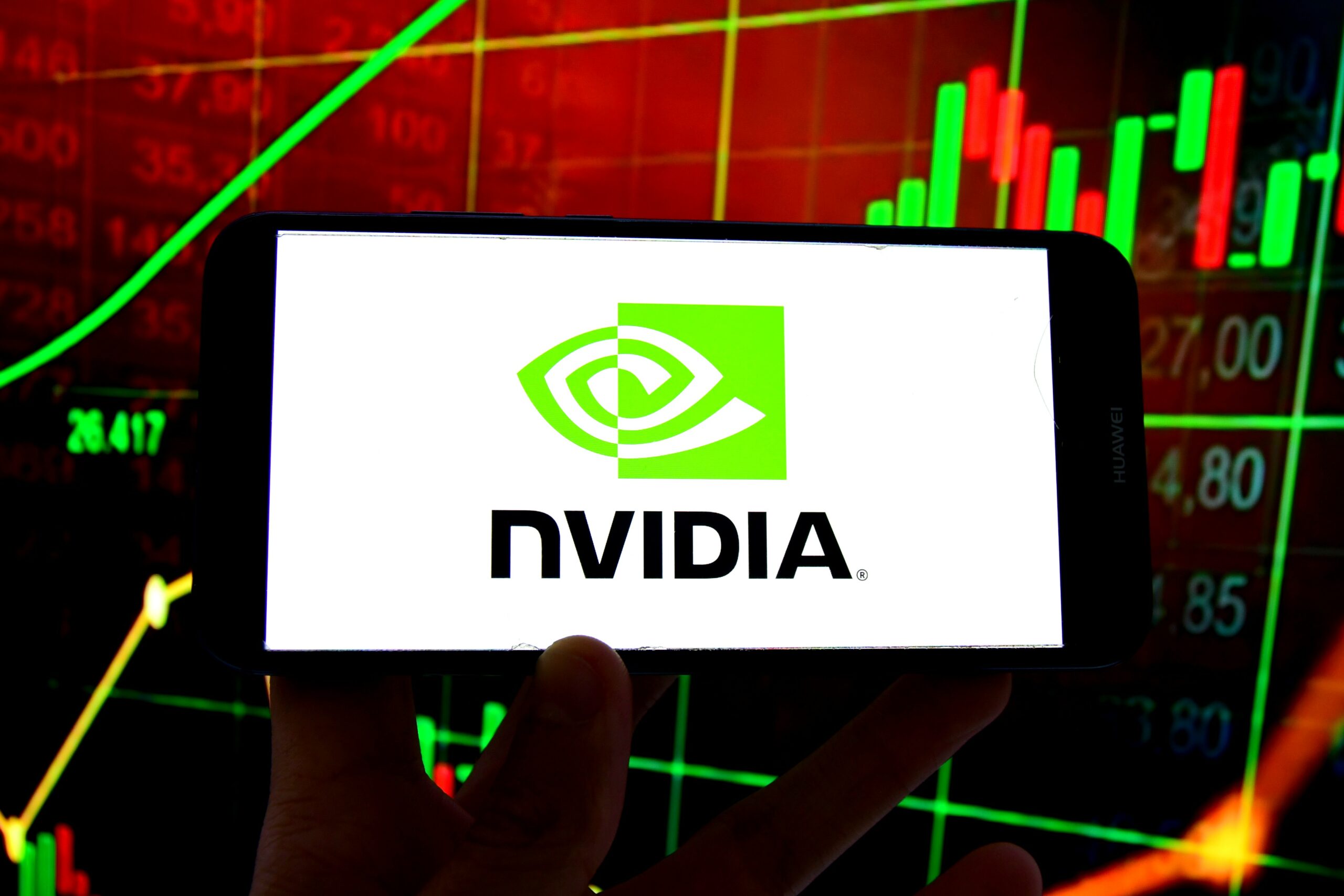 Nvidia intră în forță pe piața de cipuri pentru inteligența artificială Nvidia, liderul incontestabil în domeniul procesoarelor grafice, se pregătește să lanseze o nouă platformă care ar putea schimba dinamica pieței de inteligență artificială
