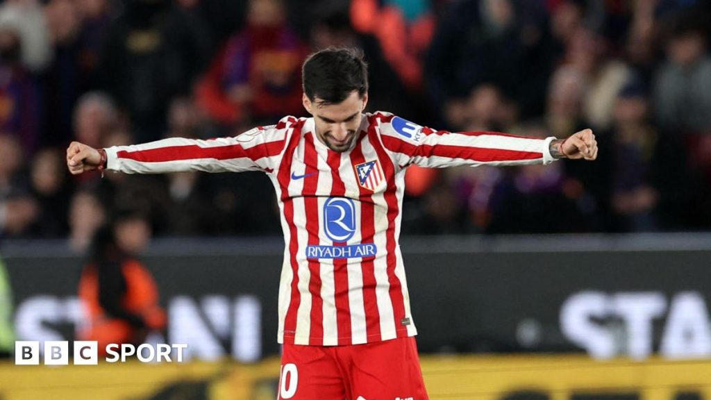 Barcelona, eliminată dramatic din Copa del Rey de Atletico Madrid Barcelona a fost eliminată din Copa del Rey, fiind învinsă de Atletico Madrid cu scorul general de 4-3, după o revenire spectaculoasă, dar insuficientă, în meciul de pe teren propriu