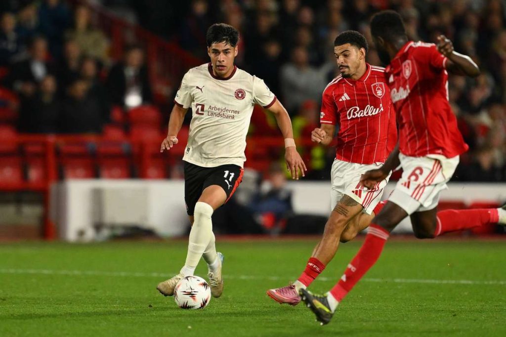 Midtjylland, echipa-revelație a Europa League, țintește spre Istanbul Herning, Danemarca – FC Midtjylland, o echipă cunoscută poate mai mult pentru terenurile sale întinse din Jutland decât pentru performanțele sportive, a devenit una dintre surprizele plăcute ale Europa League