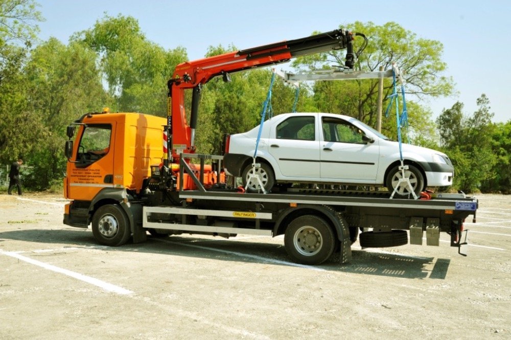 Sectorul 1 lansează o platformă online pentru verificarea mașinilor ridicate Primăria Sectorului 1 a lansat o platformă online prin intermediul căreia șoferii își pot verifica dacă autovehiculul le-a fost ridicat de pe domeniul public