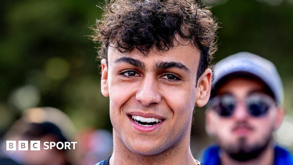 Lindblad, puștiul-minune care-și trăiește visul: Cel mai tânăr pilot britanic în F1