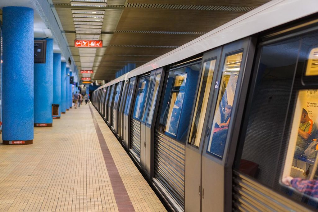 Abonamentele STB și Metrorex la jumătate de preț pentru locuitorii Sectorului 4 Primăria Sectorului 4 va oferi reduceri de preț la abonamentele STB și Metrorex pentru locuitorii care îndeplinesc anumite condiții