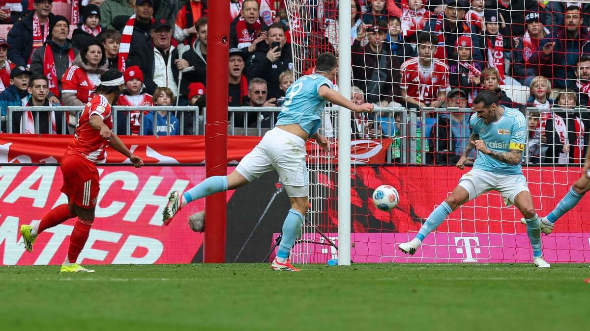 Bayern zdrobește hertha după pauză