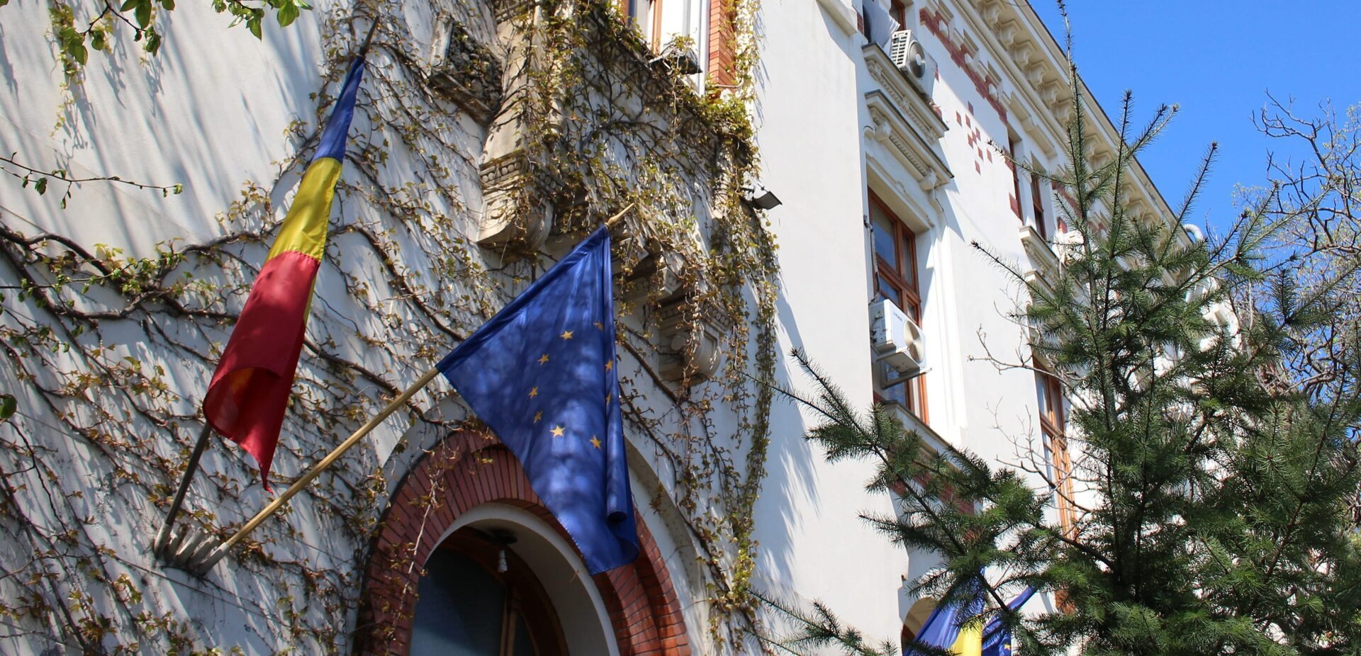 Rectorul Universității din Suceava, propus pentru funcția de ministru al Educației Mihai Dimian, rectorul Universității „Ștefan cel Mare” din Suceava, a fost propus pentru funcția de ministru al Educației