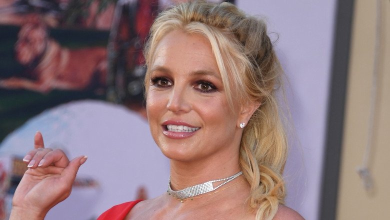 Britney Spears, reținută în California: Reacția echipei artistei și detalii despre incident Britney Spears, una dintre cele mai cunoscute cântărețe pop ale ultimelor decenii, a fost reținută în California, potrivit informațiilor apărute recent