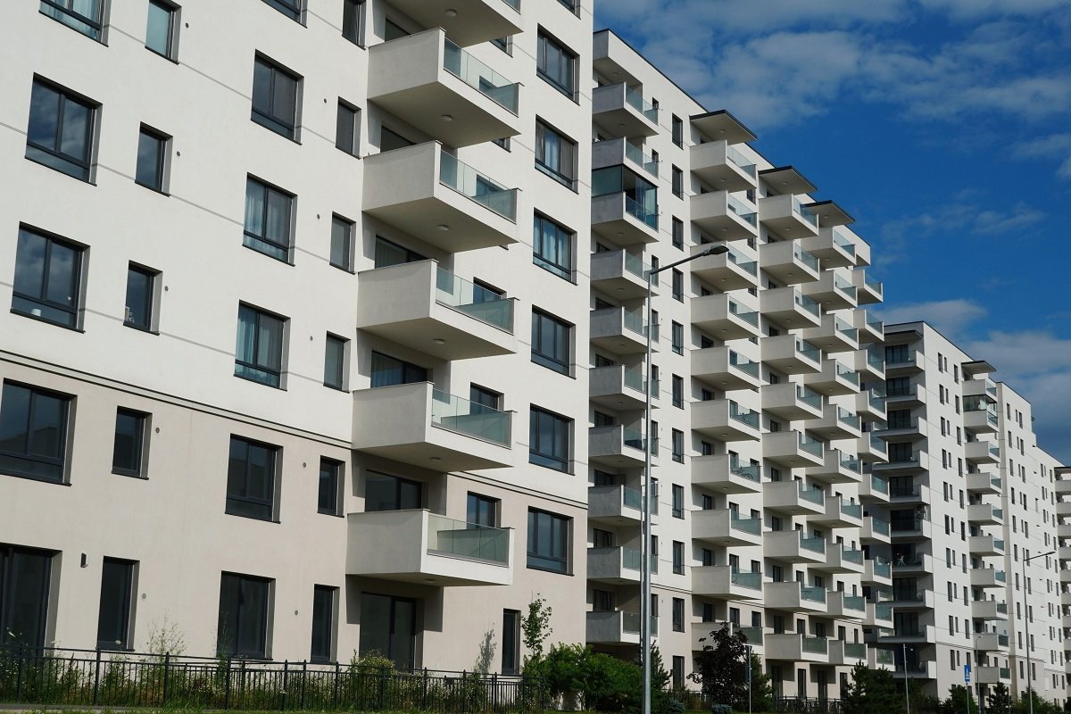 Cât plătești real pentru un apartament cumpărat în rate