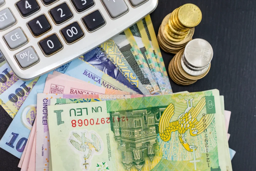 Cât costă creditul de 5000 lei dacă achiți doar minimul?