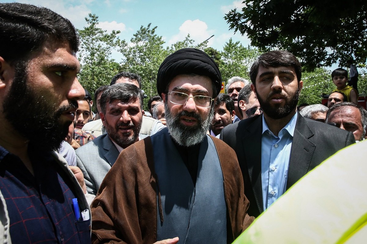 Cine e Mojtaba Khamenei, viitor lider suprem iranian amenințat de israel