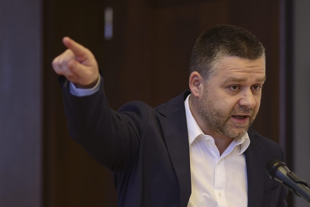 Bucureștiul va cheltui peste 7,9 miliarde de lei din impozitul pe venit în 2026 Consiliul General al Municipiului București a aprobat, joi, 2 aprilie, proiectul de repartizare a impozitului pe venit estimat pentru anul 2026