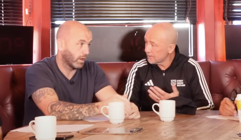 Celtic, sfătuiți să joace inteligent în derby-ul cu Rangers: Tactica dezvăluită de un fost mijlocaș Glasgow, Scoția – Înaintea confruntării cruciale din sferturile de finală ale Cupei Scoției dintre Celtic și Rangers, un fost jucător al rivalilor, Derek Ferguson, a oferit un sfat neașteptat pentru elevii lui Martin O’Neill