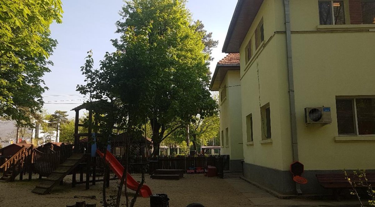 DGASPC Sector 1 vrea să cheltuie 55 de milioane de euro pe pază și transport valori Direcția Generală de Asistență Socială și Protecția Copilului (DGASPC) Sector 1 a lansat o licitație pentru servicii de pază, monitorizare și însoțire a pacienților, precum și pentru intervenții în caz de alarmă și transport valori