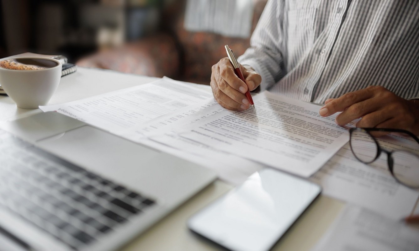 Teambuilding-urile urbane, noul trend în lumea afacerilor: costuri reduse și angajați mai mulțumiți Companiile din România renunță tot mai mult la teambuilding-urile clasice, organizate în afara orașelor, și adoptă evenimente urbane