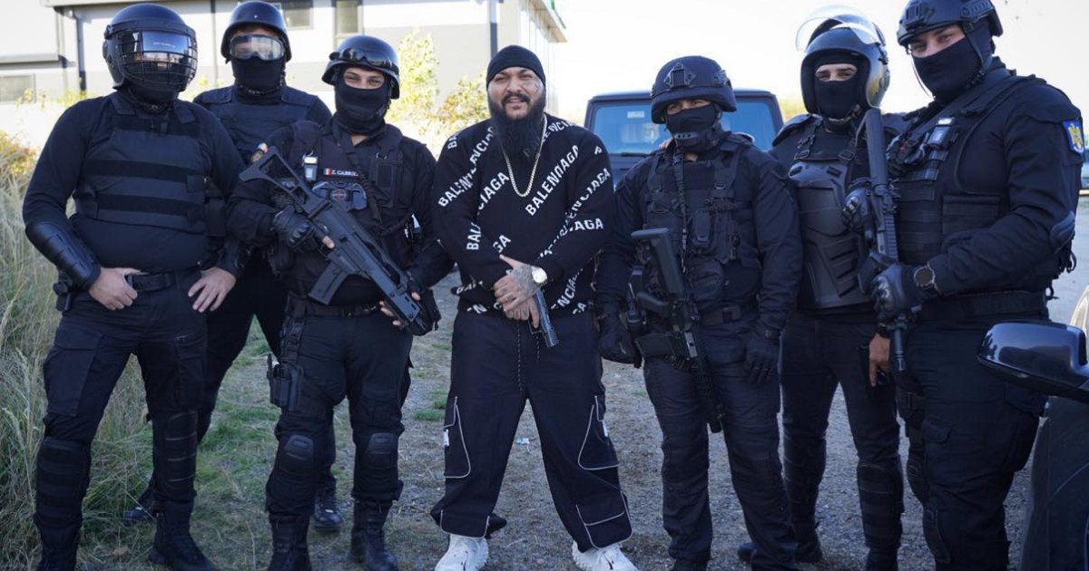 Dani Mocanu sfidează justiția după condamnare: „Mă duc la pușcărie ca la cofetărie” Manelistul Dani Mocanu, condamnat definitiv la închisoare pentru tentativă de omor, a reacționat sfidător pe rețelele de socializare la adresa deciziei instanței