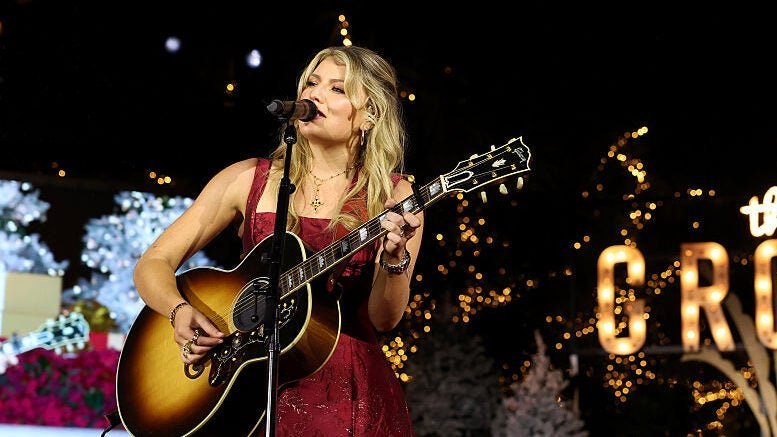 Dasha, vedeta country, lansează „Oh, Anna!” înregistrat live la Grand Ole Opry Dasha, artista country cu ascensiune fulminantă, a lansat recent o înregistrare live a piesei „Oh, Anna!” de la Grand Ole Opry