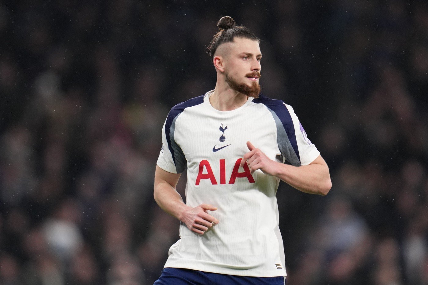 Drăgușin, scos din echipa lui Tottenham: Motivul șocant!