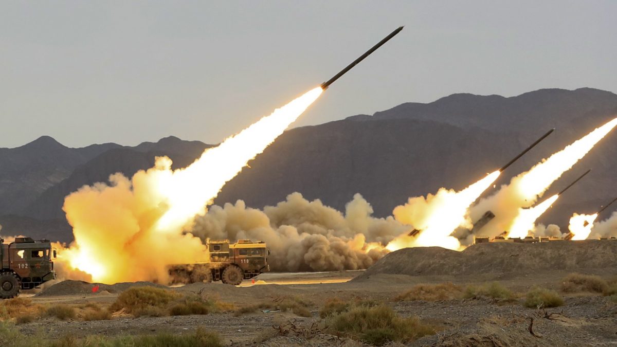 Serbia își extinde arsenalul militar cu rachete chinezești: o mișcare cu implicații în Balcani Belgradul a recunoscut recent achiziția de rachete supersonice chinezești CM-400AKG, alimentând îngrijorările legate de echilibrul de putere în regiunea Balcanilor