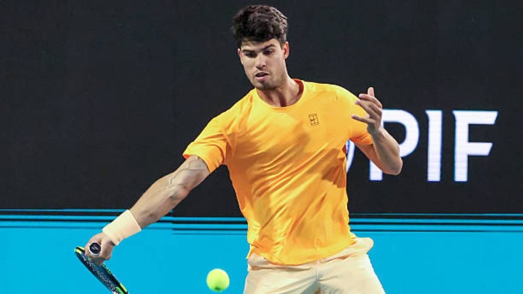 Alcaraz, învins surprinzător de Korda la Miami Open; a doua oară când pierde ca număr unu mondial în fața unui outsider Carlos Alcaraz, actualul număr unu mondial în tenis, a suferit o înfrângere neașteptată în turul trei al Miami Open 2026